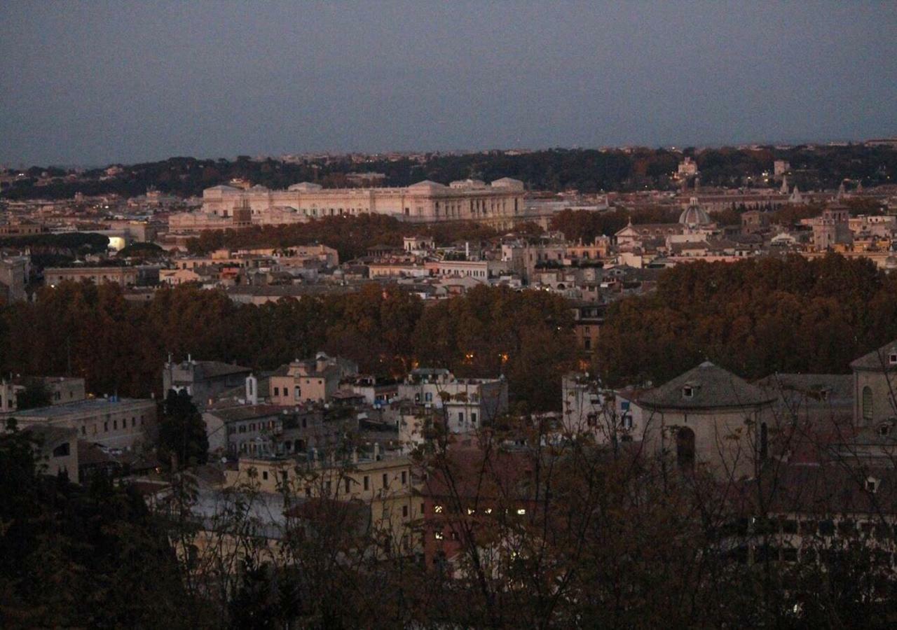 Vatican In The Moonlight Apartment Rome Exterior photo